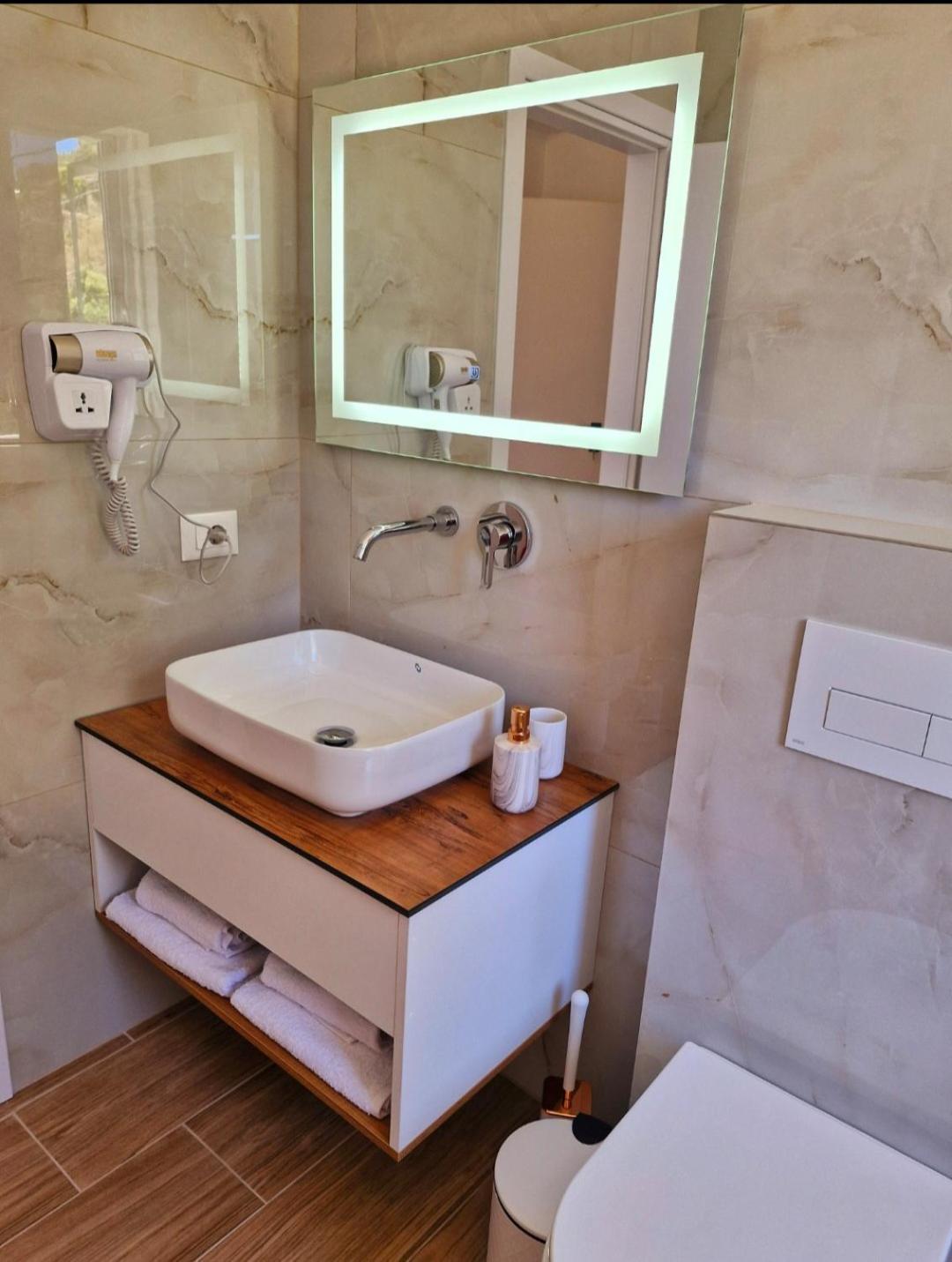 Virginia Apartament