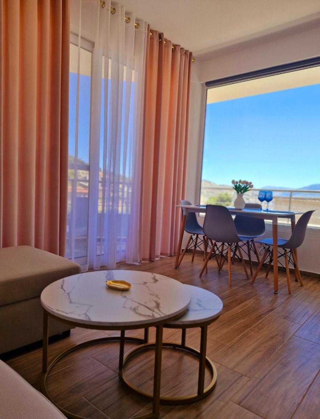 Apartment Virginia Sarande